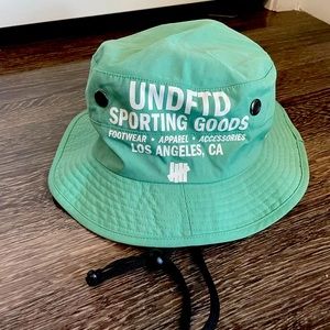 UNDEFEATED Bucket Hat, Mint Green